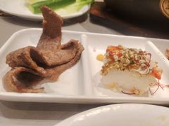 -山焱·炭火自助烤肉(周浦万达店)