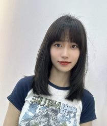 -丝语萱形象