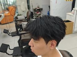 -尤司男士国潮理发馆