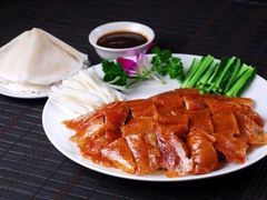 -皇城根·烤鸭·鱼头·家常菜(欧亚大观乐活城店)
