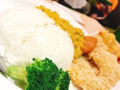 -佰搭果·广式茶餐厅(西华路店)