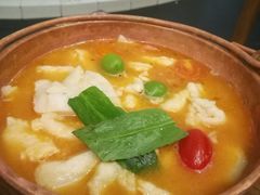 版纳野果酸汤鱼-云海肴·汽锅鸡·云南菜(美罗城店)