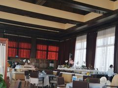 -敦煌山庄摘星阁