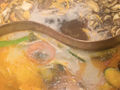 -洱火云南酸菜牛肉火锅(石景山当代商城店)