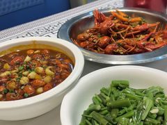 -靓虾二哥长沙地标小龙虾(五一广场店)