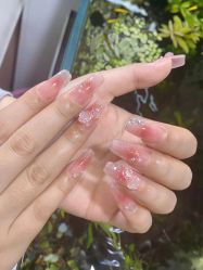 -J·花崎美睫美甲
