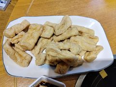 -头上红煨盐鸡乡村食府