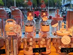 零售区-星巴克(蔡伦路店)