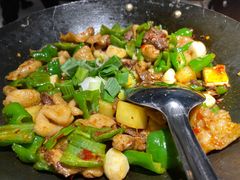 -聚鑫朋酸菜肥肠(文艺路口店)