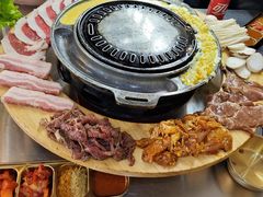 -胡悦里韩式烤肉(芝罘万达广场店)