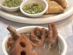 莲藕鸡脚汤（明火例汤）-文记壹心鸡(宝华路店)