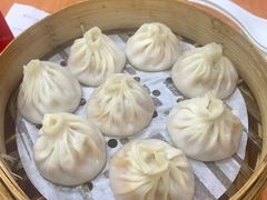 -莱莱小笼·乔艾