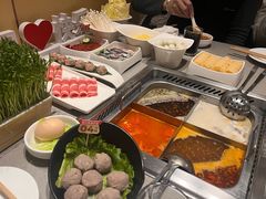 -海底捞火锅鲜切牛肉主题店(长寿路店)
