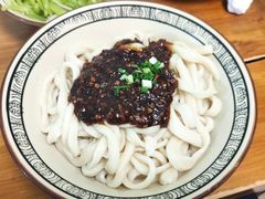 牛肉杂酱面-玉滋補