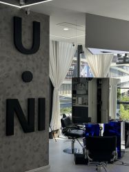 -U·NI SALON 造型