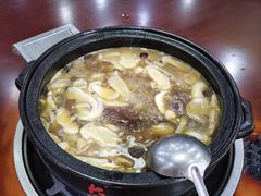 -菌之家·专业纯野生菌火锅·特色炒菌