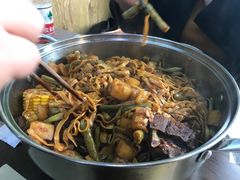 -内蒙焖面大盆骨餐馆(山大路店)