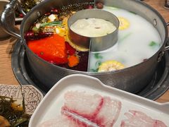 -江小渔鲜鱼火锅(冠亚星城店)