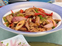 -马尔龙新疆饭店·清真(瑞景店)