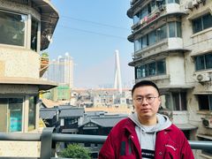 -白象居