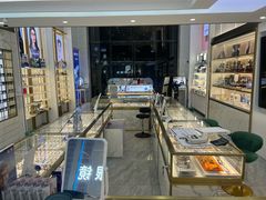 -世纪大明眼镜·林德伯格·蔡司官方授权店(武昌旗舰店)