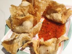 鲜炸爆汁生蚝云吞-喜势点·糖沙翁手工茶点·本地人茶居(永庆坊店)