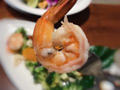 -Chom Cafe and Restaurant