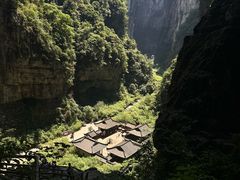-龙水峡地缝景区