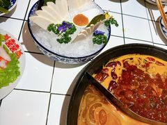 -旧街市鲜货老火锅(大光路店)