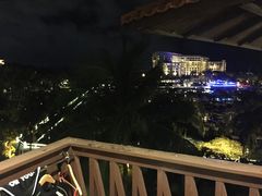 -麦哲伦丝绸度假村