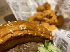 -The Habit Burger Grill 哈比特汉堡(复兴soho店)
