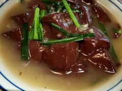 农家猪红-原味田园·客家菜·土窑鸡(中航城君尚购物中心店)