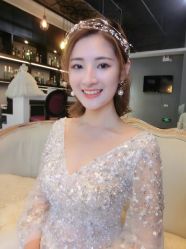 -艾米丽婚纱礼服