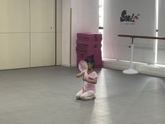 -小酒窝中国舞(汉阳店)