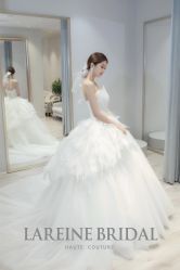 -拉瑞娜LaReine婚纱礼服高级定制