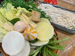 -头壹号  羊汤·饸饹面·大油条(嘉华店)