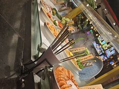 -四海一家自助餐(益田假日广场店)