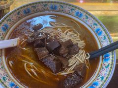 -金杨拉面王小吃面馆·牛三宝面·红烧牛肉粉