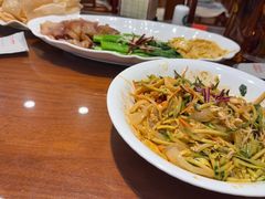 -那家老院子东北菜·饺子·小鸡炖蘑菇(艳华街店)