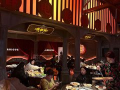 -张牌牌·东北烤肉小吃市集(金楠天街店)