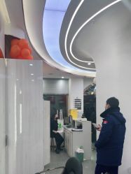 -MOVAN  HAIR莫凡匠人发型屋