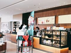 -星巴克(长沙桃子湖店)
