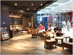 用餐区-星巴克臻选(周浦万达店)