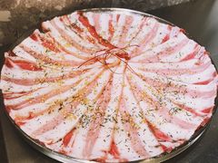 松露猪五花-小肚皮饮食店