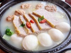 -大中华酒楼·主席武昌鱼·武汉美食地标(江汉路步行街店)