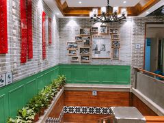 -老长沙湘菜馆(凤凰路店)