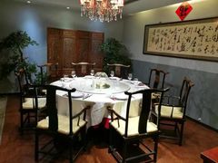 包厢-金枝玉叶上海人家食府(三里河店)