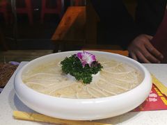 -巴国妹子毛肚火锅(蓝光悦城店)
