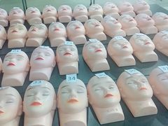 -粤港芭莎美容美发化妆学校