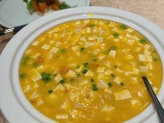 生拆蟹粉烩豆腐-唐廊烤鸭店(工体店)